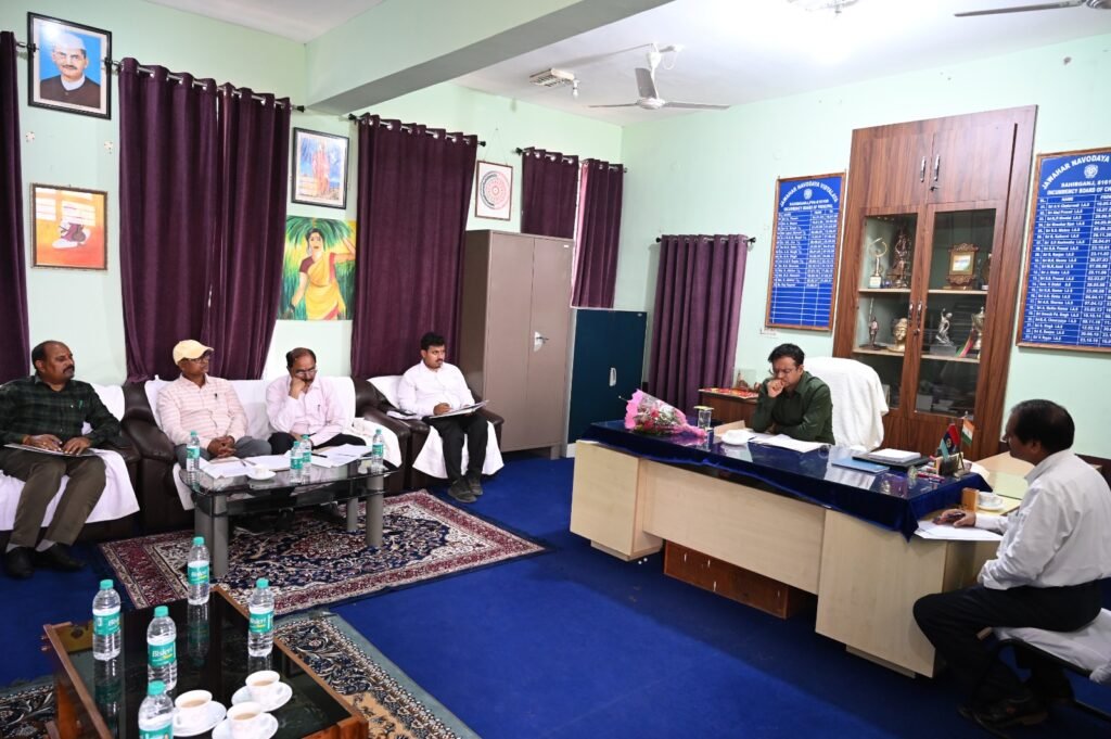 उपायुक्त की अध्यक्षता में जवाहर नवोदय विद्यालय प्रबंधन समिति की बैठक आयोजित।