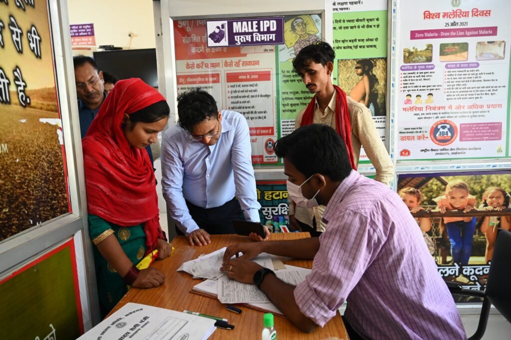 उपायुक्त ने किया सदर अस्पताल,साहेबगंज का औचक निरीक्षण, अस्पताल की समस्याओं की ली जानकारी।