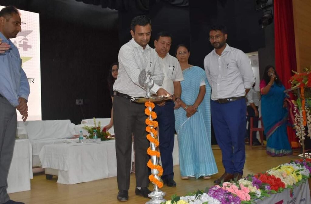 आकांक्षी जिला आकांक्षी प्रखण्ड कार्यक्रम अंतर्गत जिला स्तरीय संपूर्णता कार्यक्रम का शुभारंभ