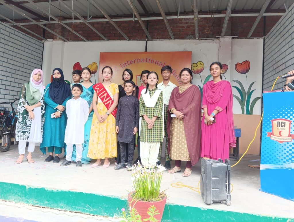 रेड सी इंटरनेशनल स्कूल, आज़ाद बस्ती, रांची में हाउस वाइज स्टोरी टेलिंग प्रतियोगिता का आयोजन किया