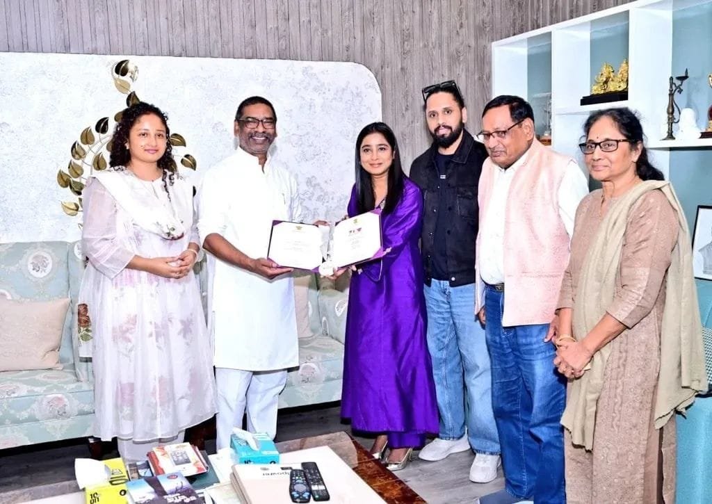 रांची: राष्ट्रीय फिल्म पुरस्कार से सम्मानित शिल्पा राव का मुख्यमंत्री आवास पर भव्य स्वागत